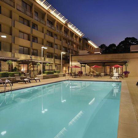 Doubletree By Hilton Atlanta Northeast/Northlake Tucker Exterior photo