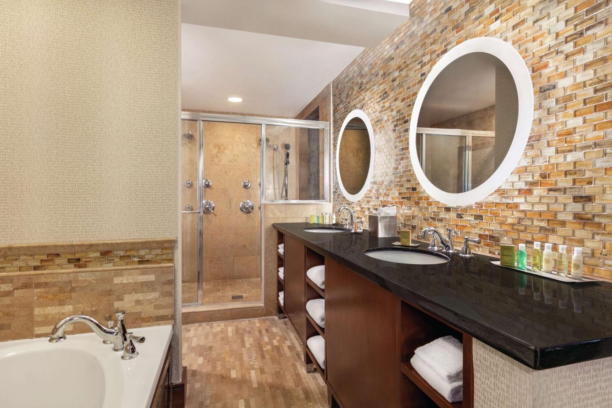 Doubletree By Hilton Atlanta Northeast/Northlake Tucker Exterior photo