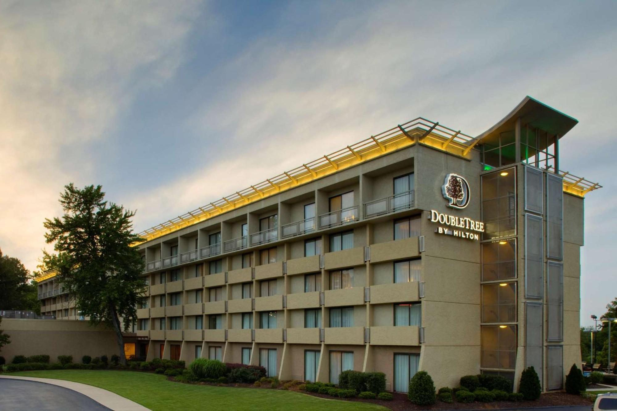 Doubletree By Hilton Atlanta Northeast/Northlake Tucker Exterior photo