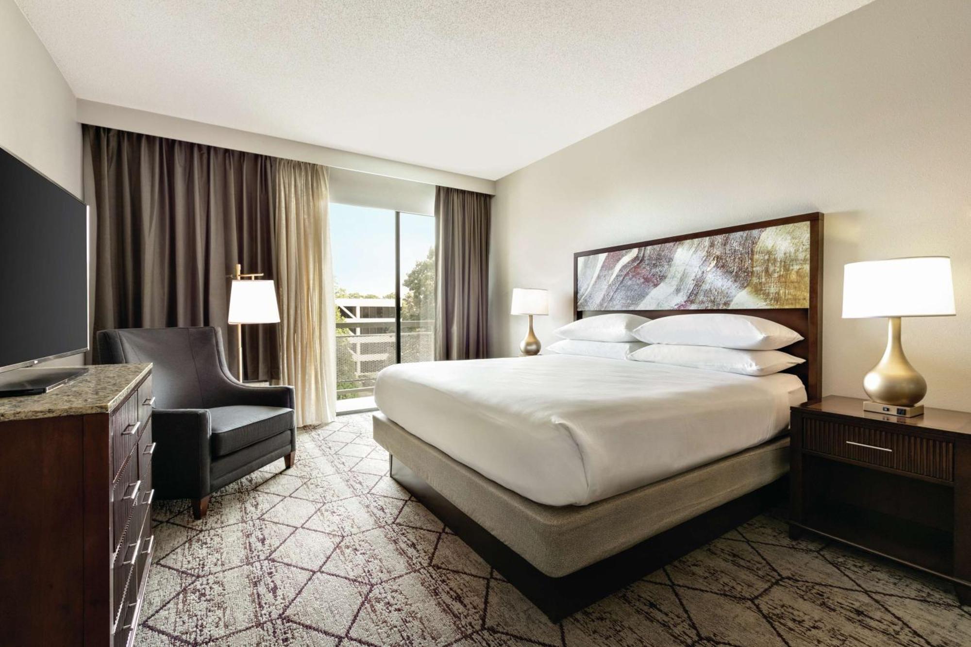 Doubletree By Hilton Atlanta Northeast/Northlake Tucker Exterior photo