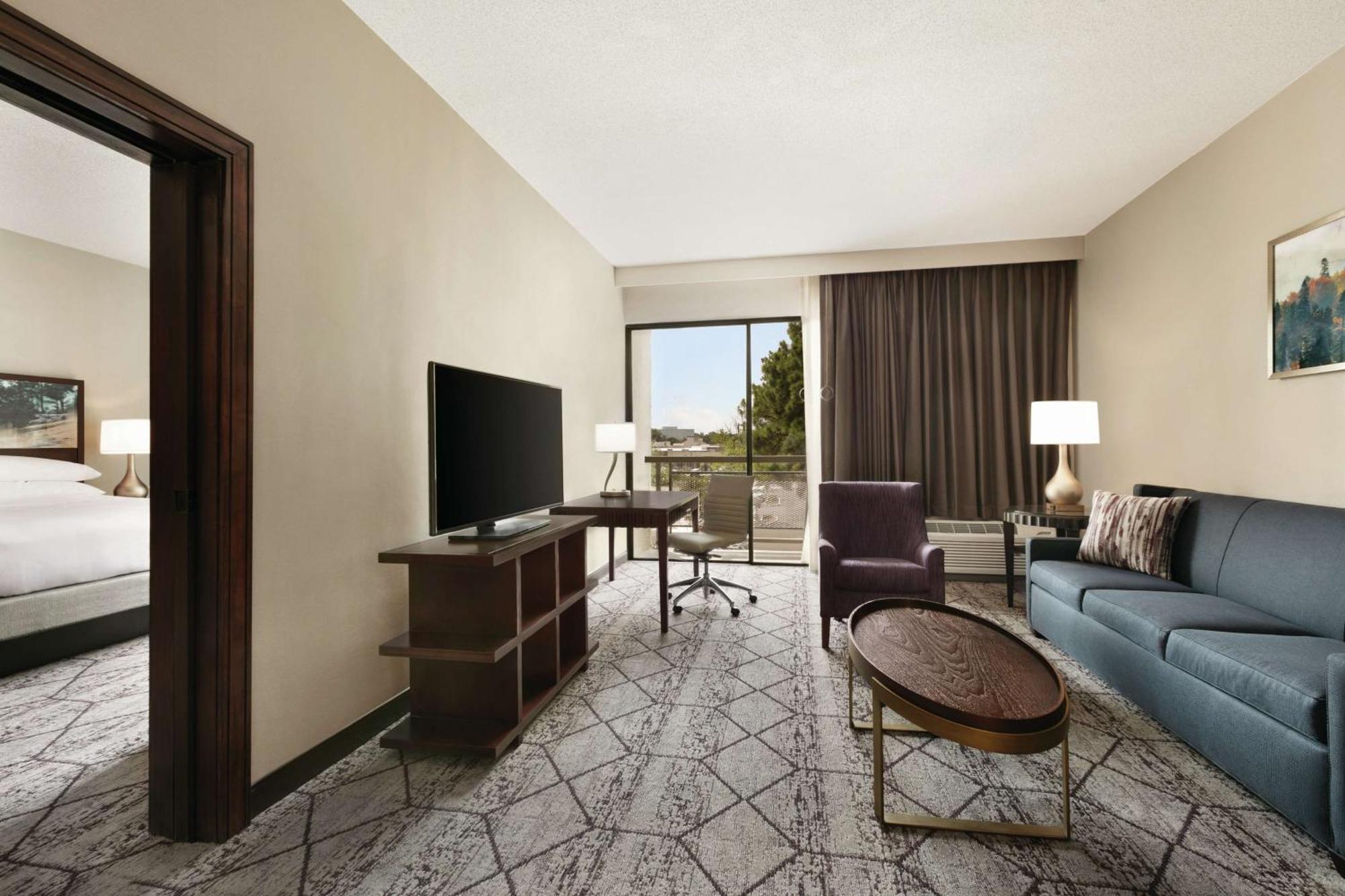 Doubletree By Hilton Atlanta Northeast/Northlake Tucker Exterior photo