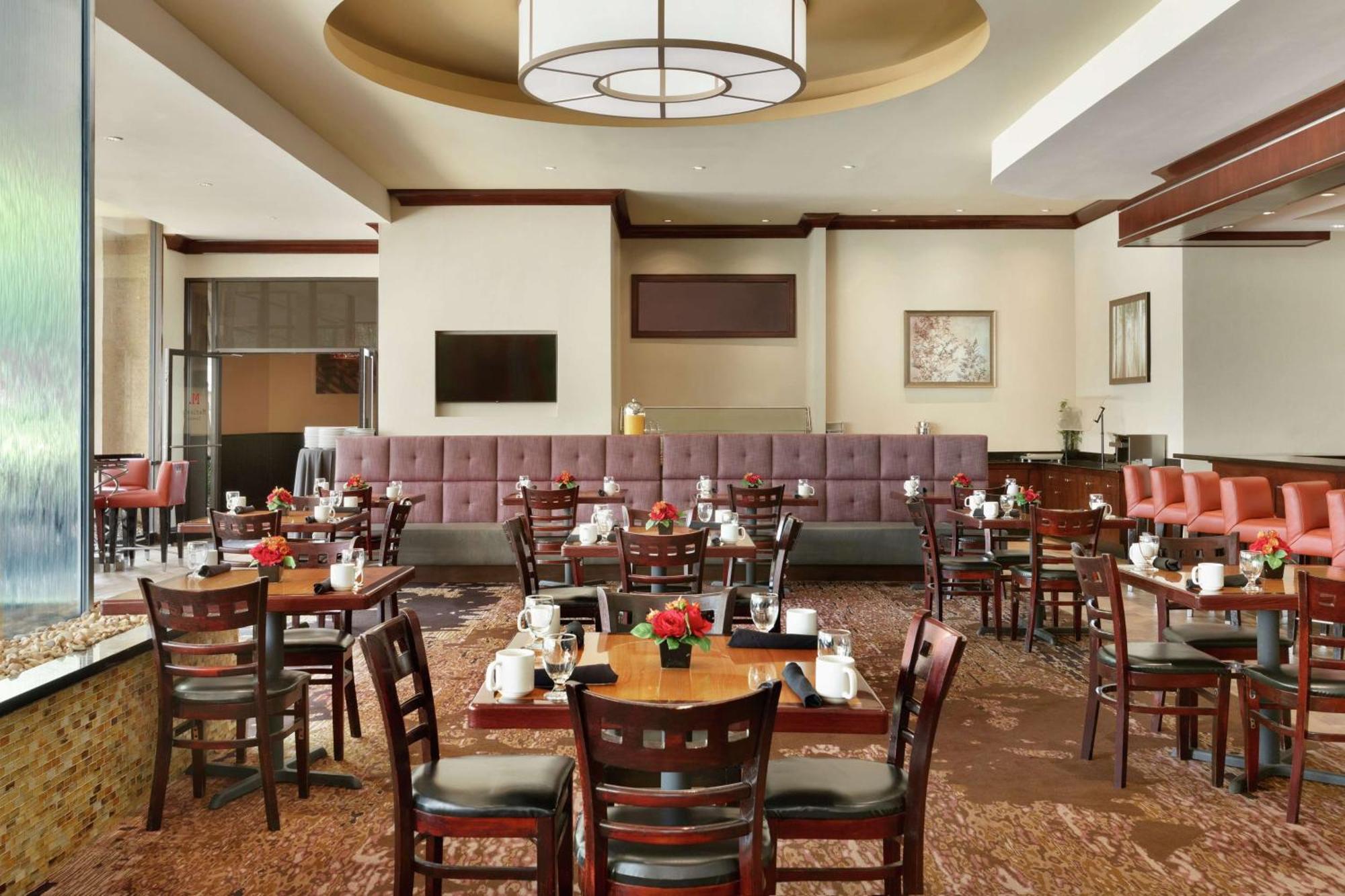 Doubletree By Hilton Atlanta Northeast/Northlake Tucker Exterior photo